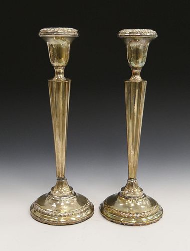 PAIR 10 STERLING WEIGHTED CANDLESTICKSPAIR 38c13e