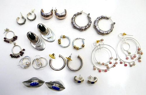 LARGE LOT OF STERLING SILVER EARRINGSLARGE 38c15a
