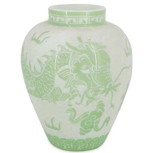 STEUBEN GREEN JADE VASEDESCRIPTION  38c339