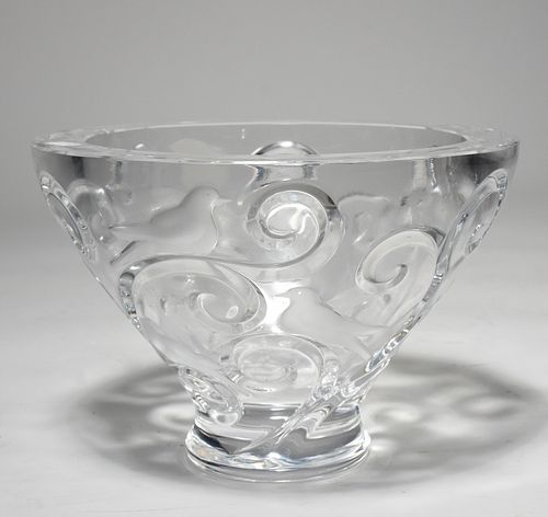 LARGE LALIQUE FOOTED BOWL VERONE 389da0