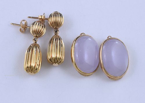 14K GOLD AND LAVENDER JADE EARRINGS