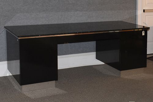 LARGE MID CENTURY DESKLarge mid century 389eec