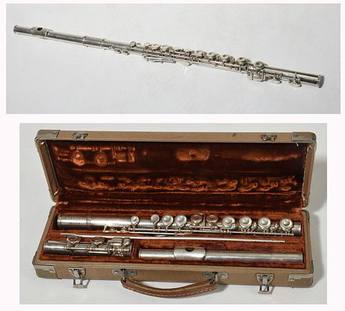 COLLEGIATE FLUTE BY FRANK HOLTON 389eee