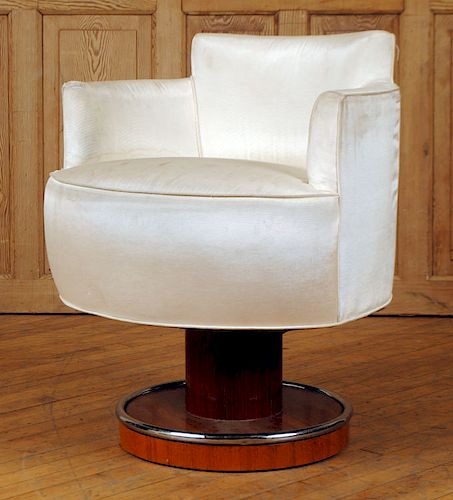 CREAM SWIVEL CHAIR ON WOOD AND 38a027