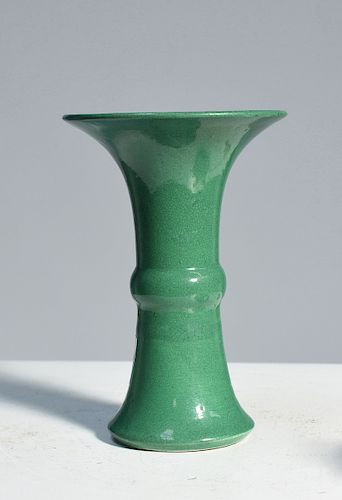 CHINESE 18TH C CUCUMBER GLAZE 38a144