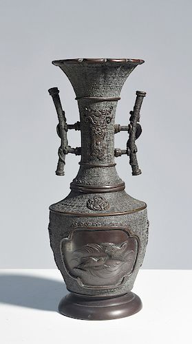 CHINESE BRONZE VASE PANELS OF BAS