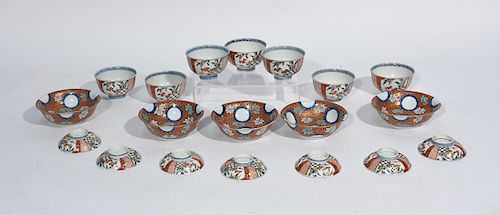 19 PIECES OF JAPANESE IMARI19 pieces 38a272