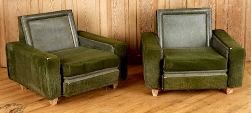 PAIR CLUB CHAIRS IN THE MANNER 38a32b