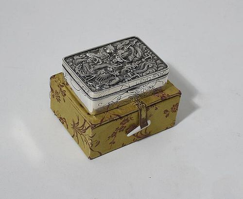 CHINESE SILVER HINGED BOXChinese 38a397