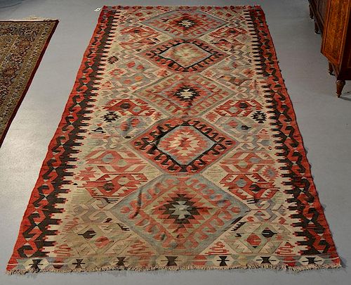 KILIM CARPET5' x 10'6" Kilim carpet.