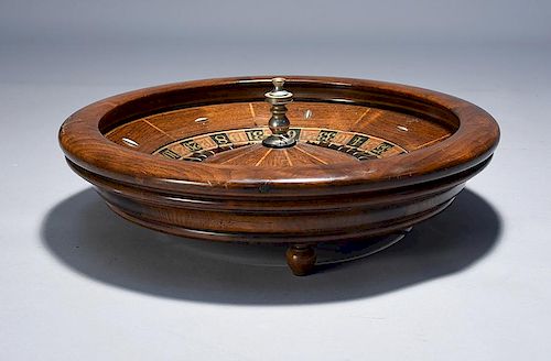 ROULETTE WHEELH.C. Evans antique