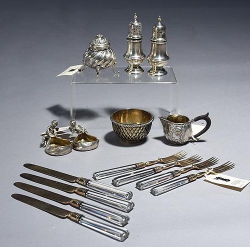 SILVER GROUPINGEight pieces of