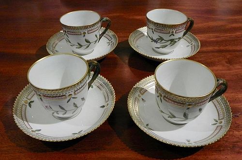 SET OF FOUR FLORA DANICA TEA CUPS 38a4ce