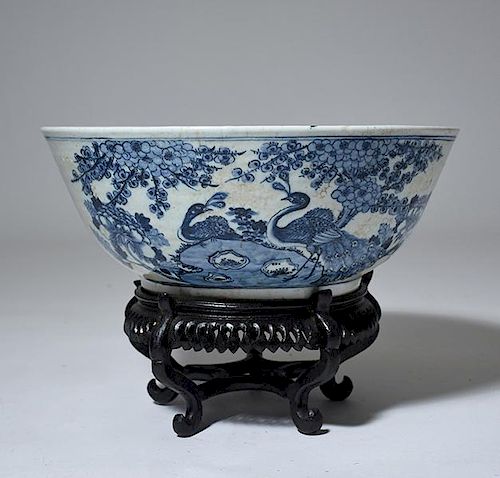 A LARGE CHINESE BLUE AND WHITE 38a4d9