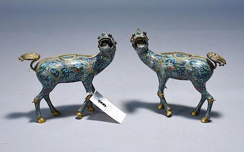 PAIR OF CHINESE CHAMPLEVE DEERPair 38a50b