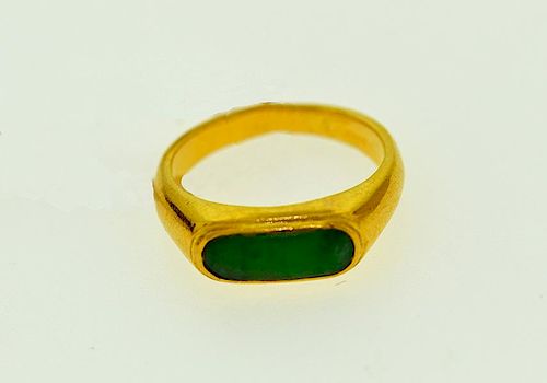 22K JADE RING22k yellow gold and 38a5bf
