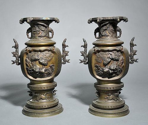 19TH C PAIR OF LARGE ASIAN BRONZE 38a5ec