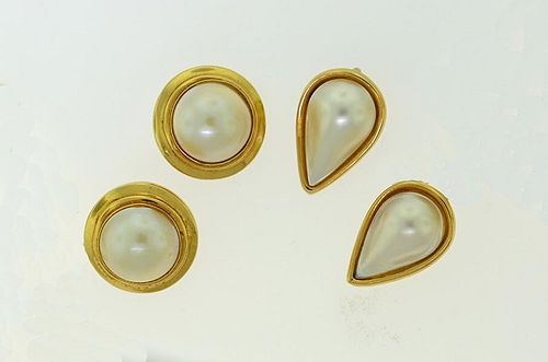 TWO PAIR OF MABE PEARL EARRINGSTwo