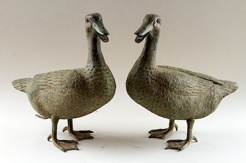 PAIR BRONZE FOUNTAIN FIGURES IN 38a983
