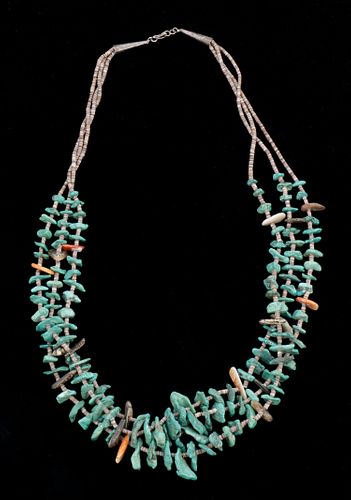 NAVAJO TURQUOISE NUGGET NECKLACENavajo