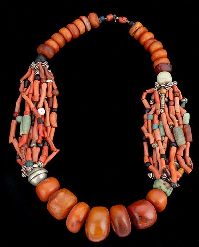 OLD MOROCCAN BERBER NECKLACE WITH 38aa52