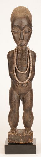 AFRICAN BAULE STANDING FIGURE, IVORY