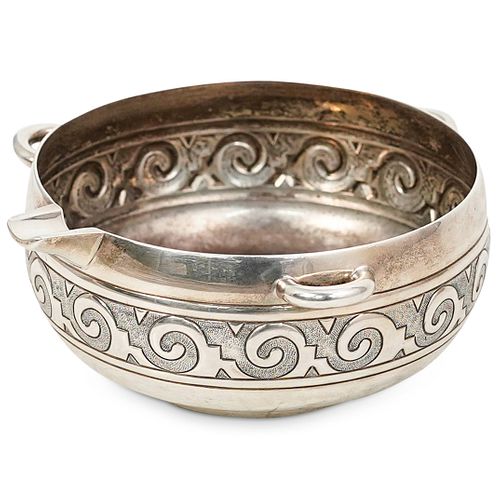 MEXICAN STERLING SILVER ASHTRAYDESCRIPTION: