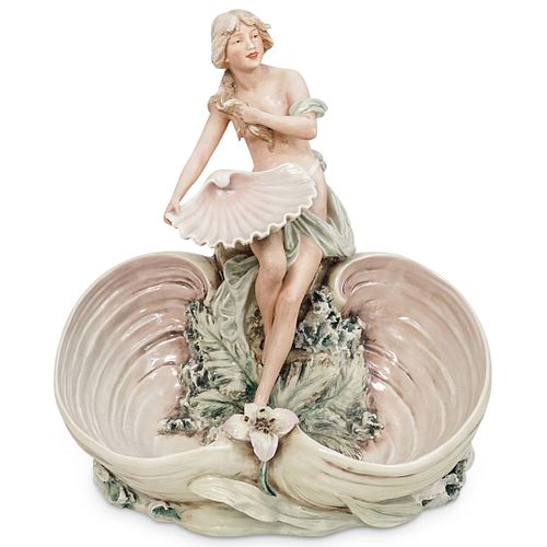 ROYAL DUX WATER NYMPH CENTERPIECE