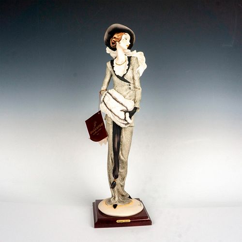 FLORENCE GIUSEPPE ARMANI FIGURINE, LADY