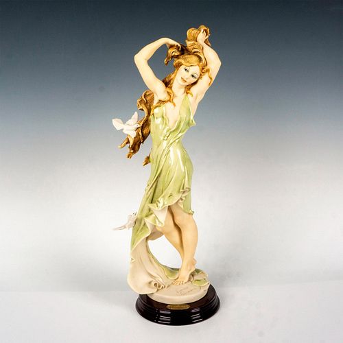 FLORENCE GIUSEPPE ARMANI FIGURINE,