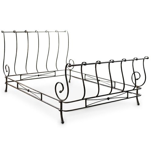 IRON BED FRAMEDESCRIPTION: An ornate