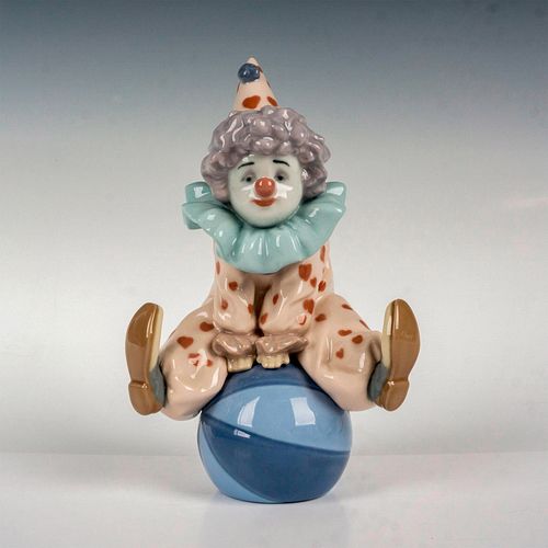 HAVING A BALL 1005813 - LLADRO