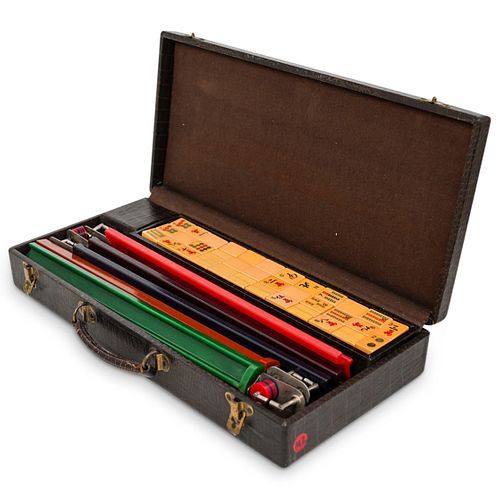 1930S BAKELITE MAHJONG SET W/ CASEDESCRIPTION: