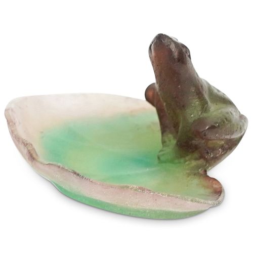 DAUM PATE DE VERRE CRYSTAL FROG DISHDESCRIPTION: