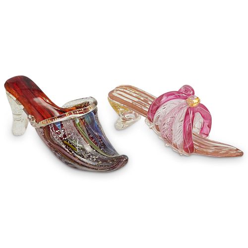  2 PC MURANO GLASS SHOE FIGURINESDESCRIPTION  38dfa8