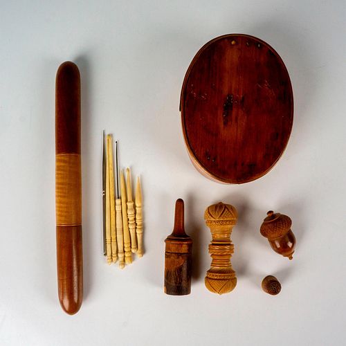 13PC ASSORTED VINTAGE WOODEN AND