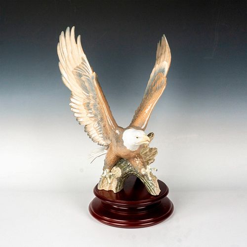 JUSTICE EAGLE 1005863 LTD. - LLADRO