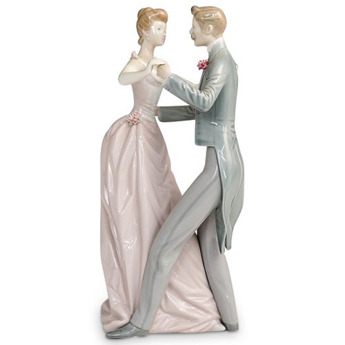 LLADRO ANNIVERSARY WALTZ 1372 38e302