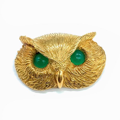 18K GOLD OWL HEAD WITH GREEN CABOCHON