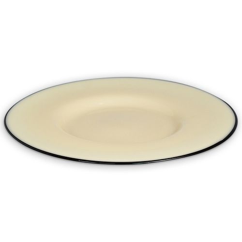 STEUBEN IVORY GLASS CHARGER WITH 38e520