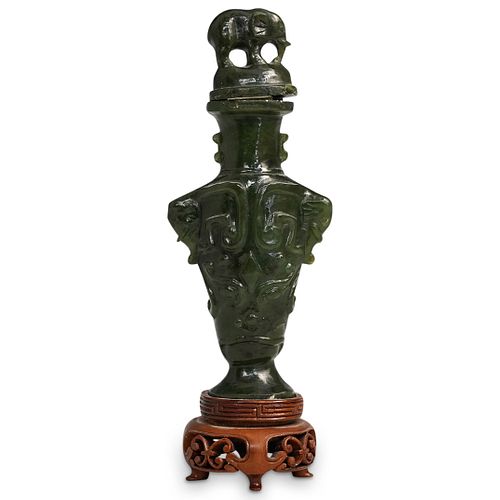 19TH CENT CHINESE CARVED GREEN 38e61a