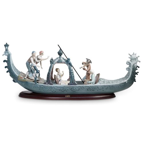 LLADRO " GONDOLA BARROCA" PORCELAIN