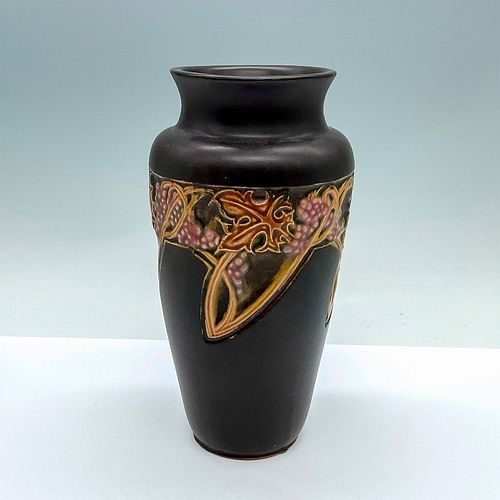 ROSEVILLE POTTERY VASE, ROSECRAFT