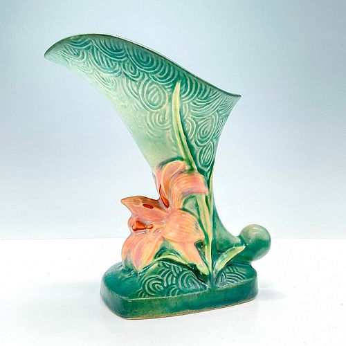 ROSEVILLE POTTERY CORNUCOPIA VASE, BLUE