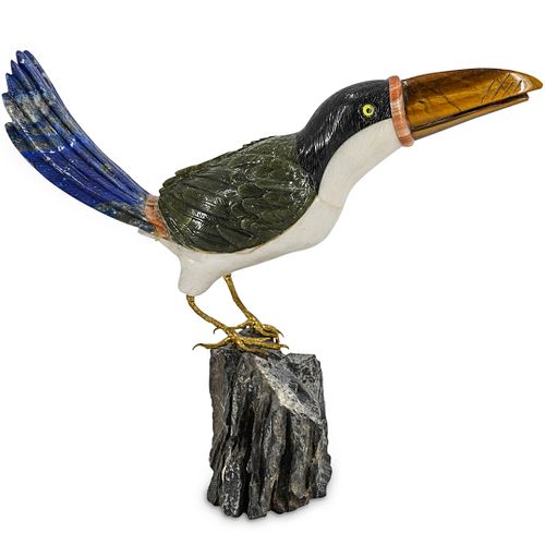 FINE GEMSTONE CARVED TOUCAN BIRDDESCRIPTION:
