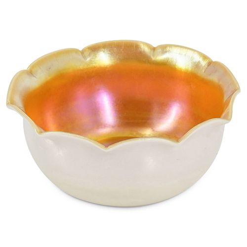 STEUBEN GOLD CALCITE RUFFLE LIPPED 38c443