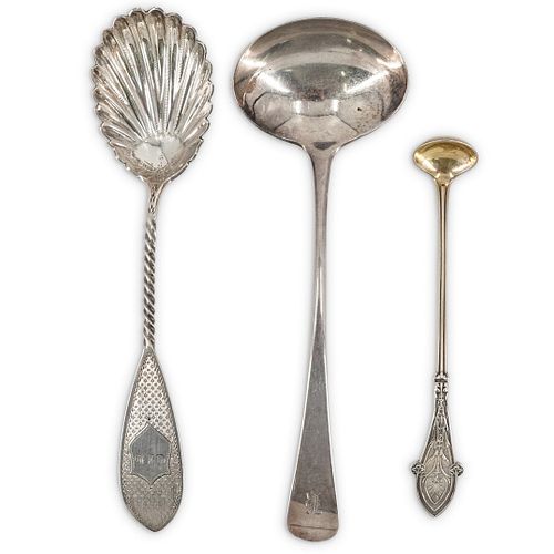  2 PC SCALLOPED SILVER SPOON LOTDESCRIPTION  38c8f7