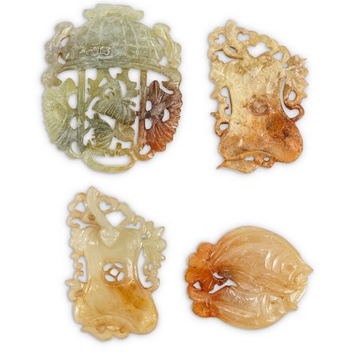  4 PC CHINESE CARVED JADE PENDANTSDESCRIPTION  38c979