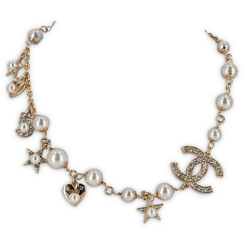 CHANEL STYLE COSTUME JEWELRY LOTDESCRIPTION: