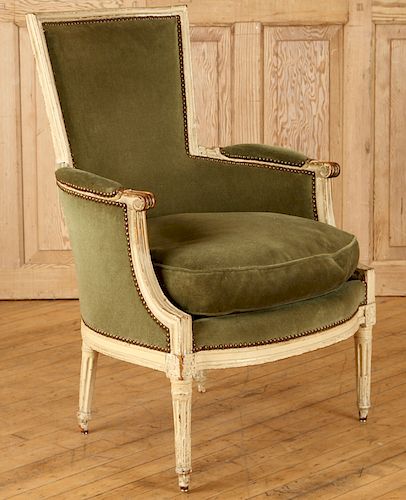 19TH C FRENCH PAINTED BERGERE 38ca6d